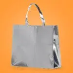 Sacola TNT Metalizada 40,5X50cm - Imagem 3